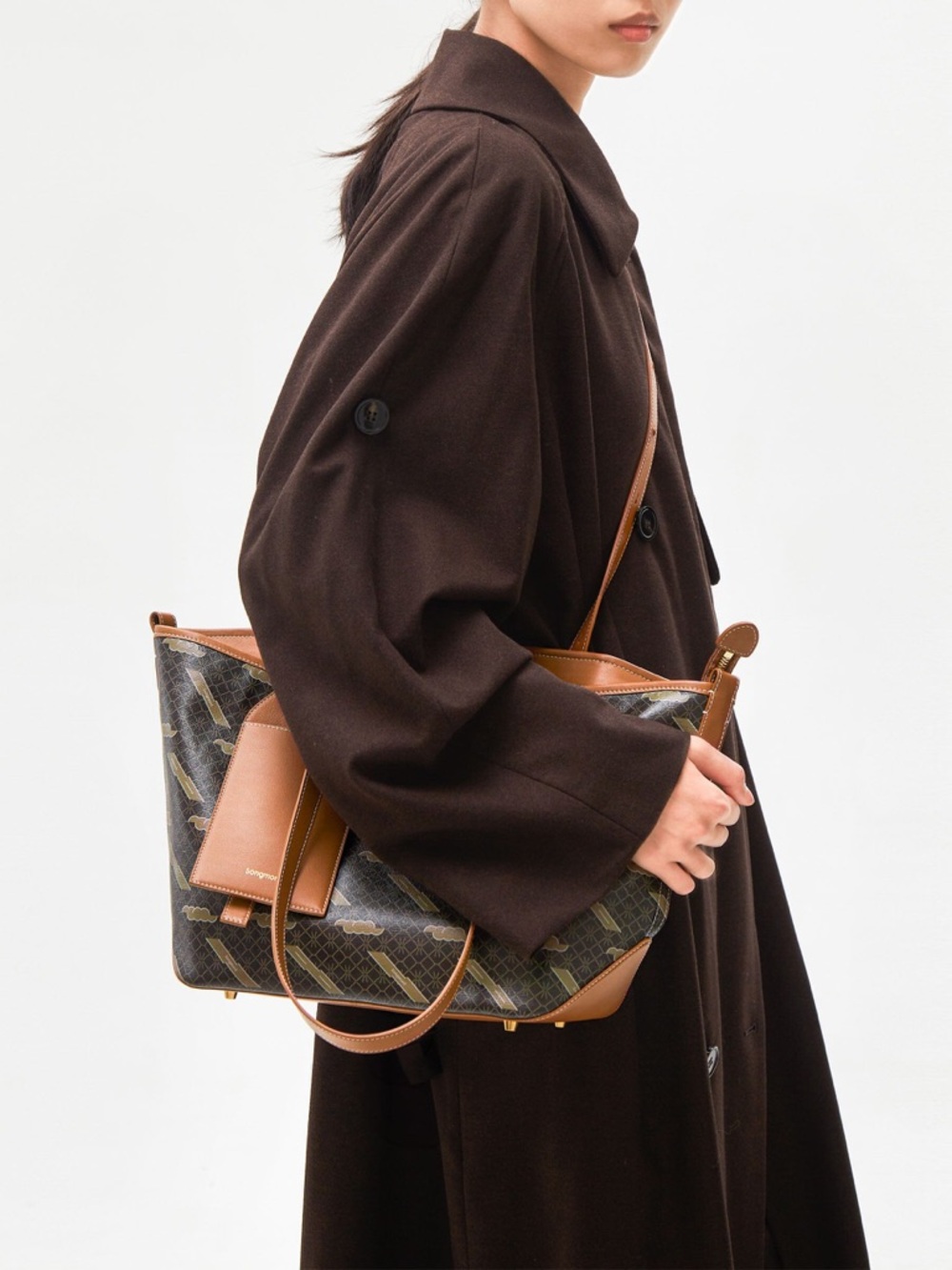 Songmont The Medium Mont Tote
